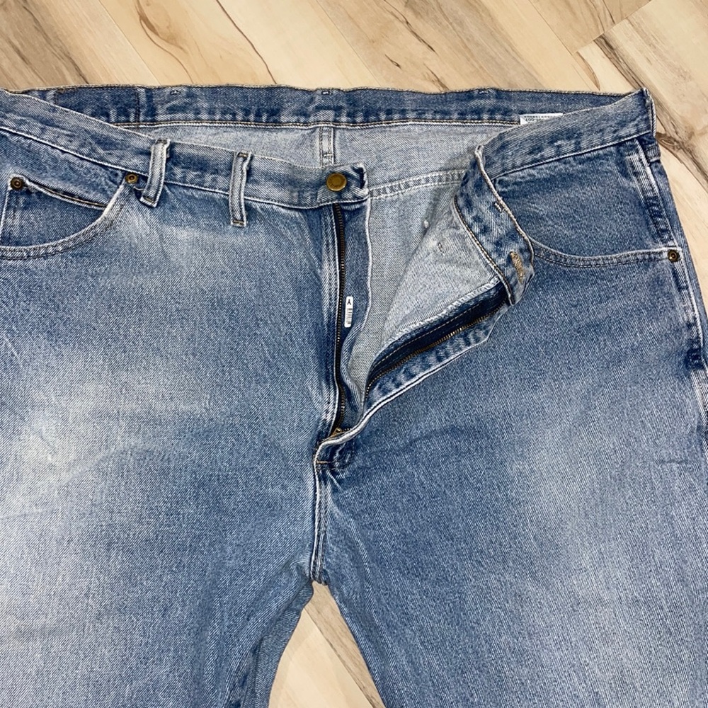 Wrangler jeans size 46x29